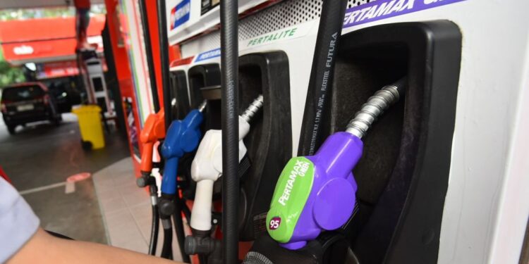 Pertamina Jelaskan Penyebab Harga Pertamax Melonjak Jadi Rp16.250 per Liter