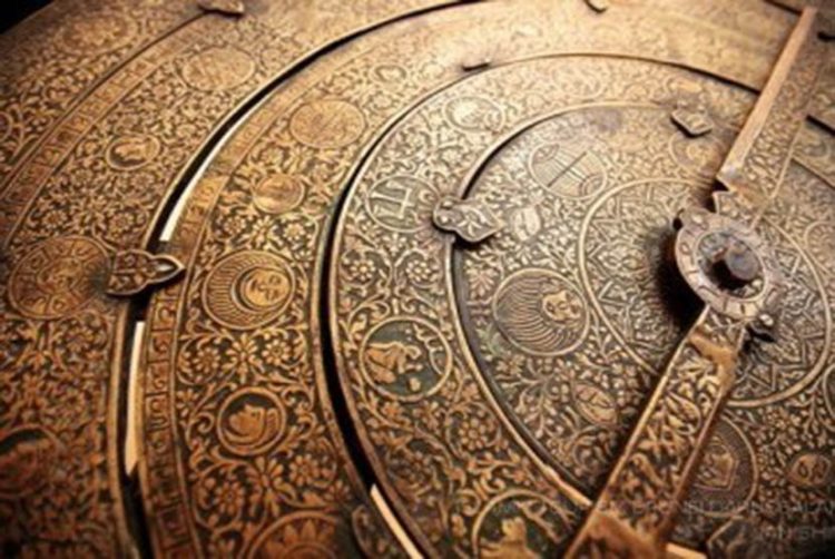 Tipologi Instrumen Astronomi di Peradaban Islam