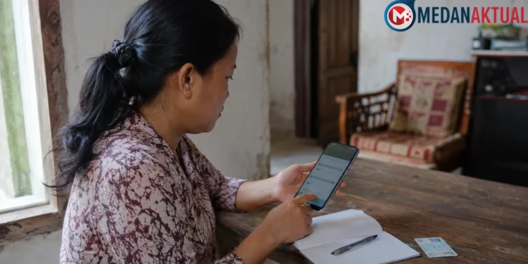 Cara cek bansos PKH secara online menggunakan NIK KTP.